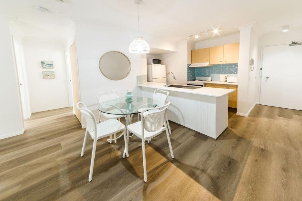 Coastal Haven In Broadbeach * Gold Coast