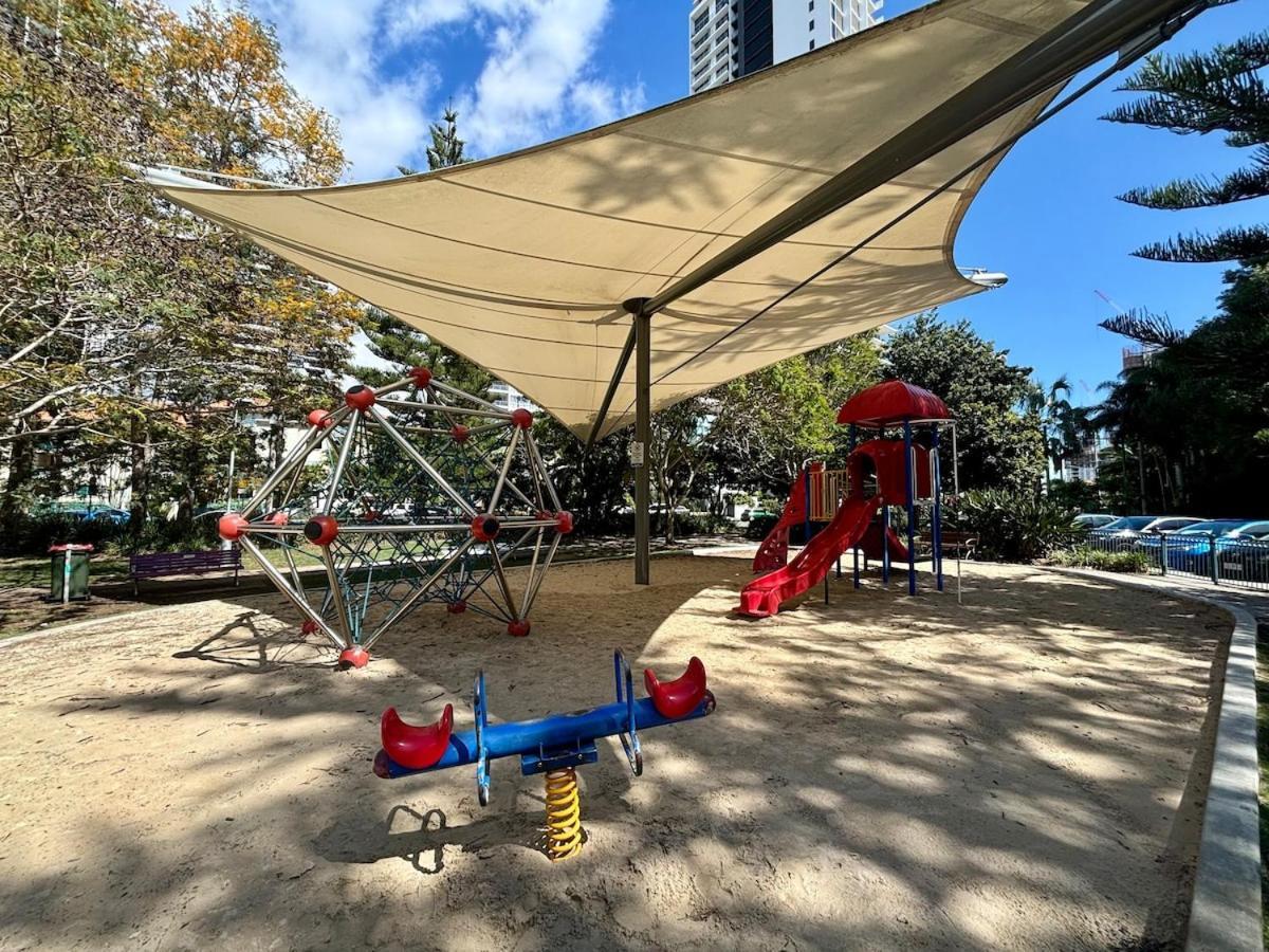 Coastal Haven In Broadbeach *