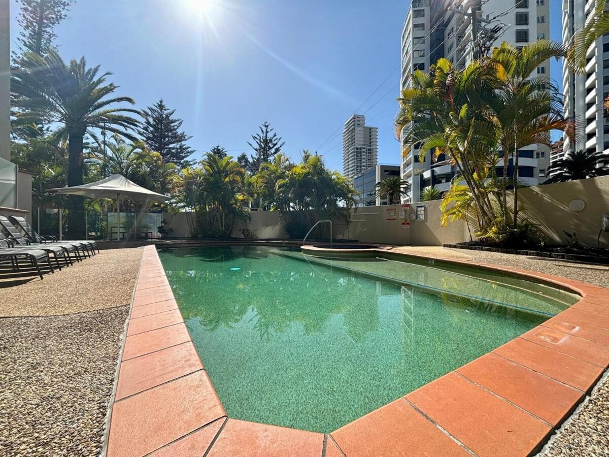 Coastal Haven In Broadbeach *