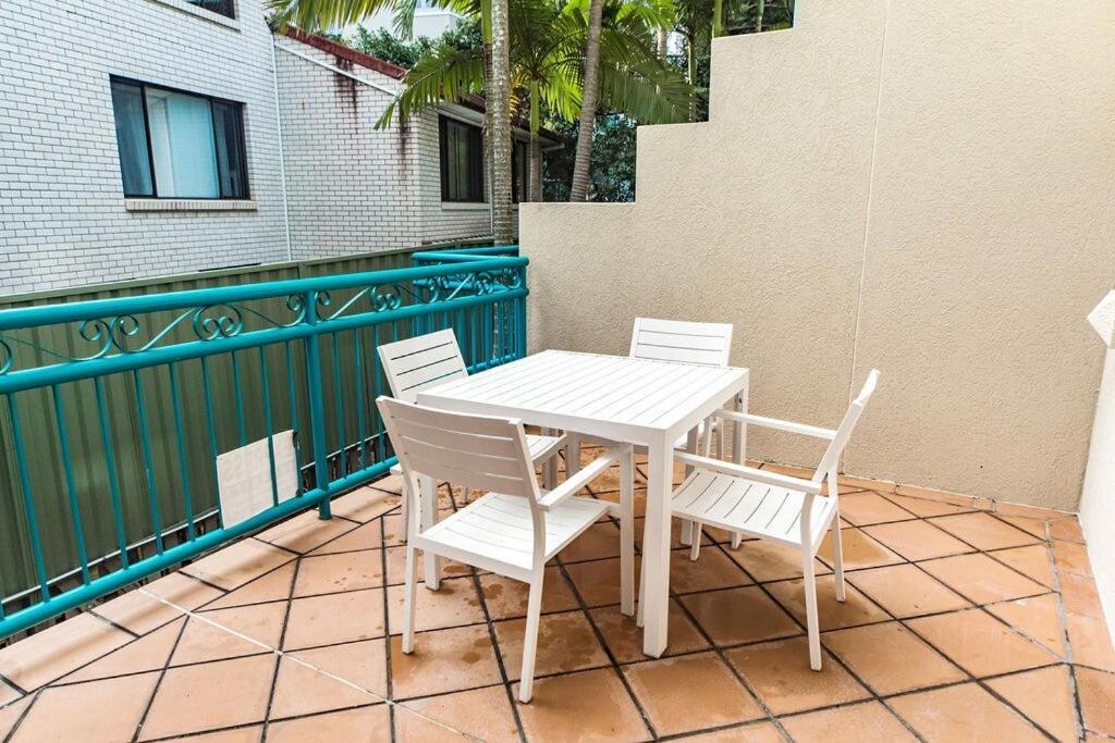 Apartment Coastal Haven In Broadbeach
