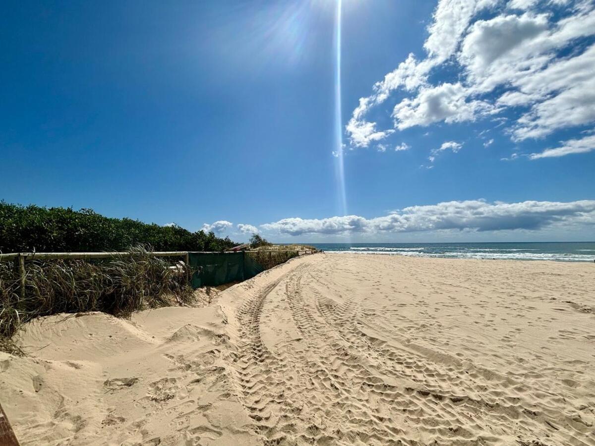 Apartment Coastal Haven In Broadbeach *